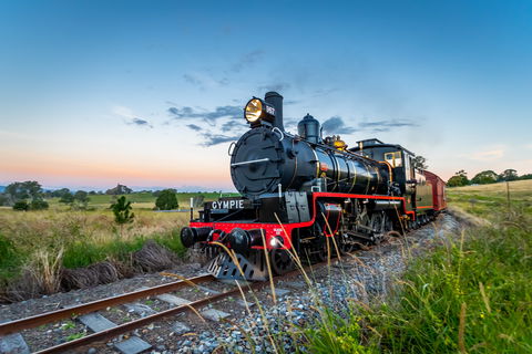 Mary Valley Rattler - Lightning Ridge Tourism 0