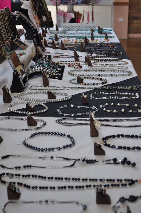 Market In The Mountains, Stanthorpe - Lightning Ridge Tourism 1