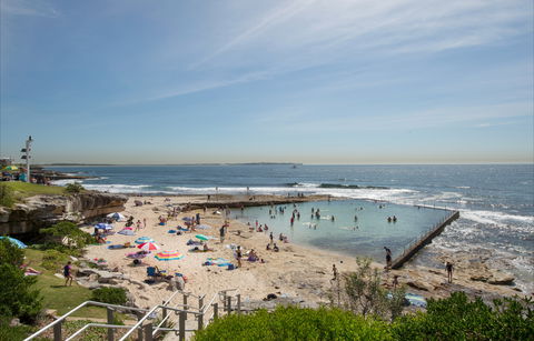 Oak Park Beach Cronulla - Lightning Ridge Tourism 0
