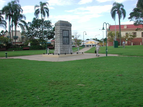 Sandgate War Memorial Park - Lightning Ridge Tourism 2