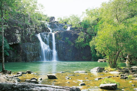Airlie Beach To Cedar Creek Falls - Lightning Ridge Tourism 0