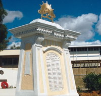 Beenleigh War Memorial - Lightning Ridge Tourism