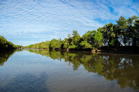 Dholuwuy Bay - Lightning Ridge Tourism 0