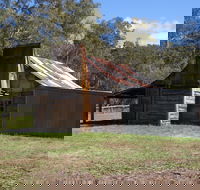Fry's Hut - Lightning Ridge Tourism