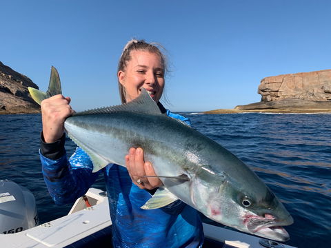 GT Fishing Charters - Lightning Ridge Tourism 0