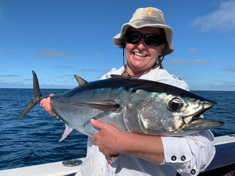 GT Fishing Charters - Lightning Ridge Tourism 2