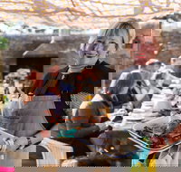 Hutton Vale Farm - Lightning Ridge Tourism