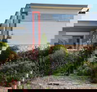 John Lacey's Studio and Green Tank Gallery - Lightning Ridge Tourism