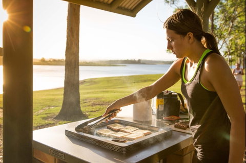 Lake Samsonvale - Lightning Ridge Tourism 0