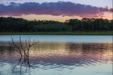 Lake Samsonvale - Lightning Ridge Tourism 1
