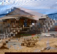 Middleton - Lightning Ridge Tourism