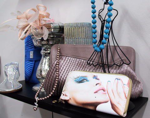 Obsession Shoes Boutique - Lightning Ridge Tourism 2