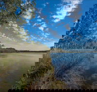 Perch Hole picnic area - Lightning Ridge Tourism