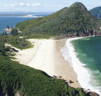 Port Stephens Great Lakes Marine Park - Lightning Ridge Tourism