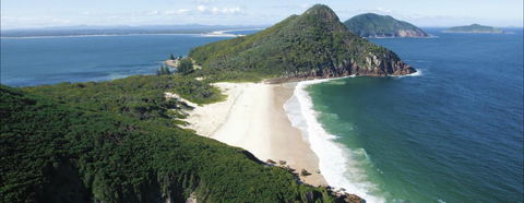 Port Stephens Great Lakes Marine Park - Lightning Ridge Tourism 0