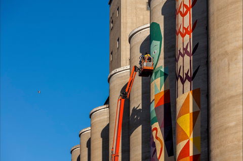 PUBLIC Silo Trail: Merredin - Lightning Ridge Tourism 2