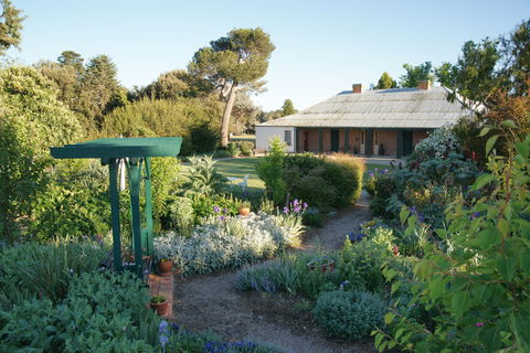 Riversdale Historic Homestead - Lightning Ridge Tourism 0