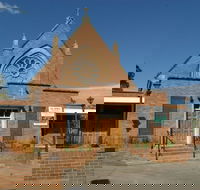 St John's Catholic Church - Lightning Ridge Tourism