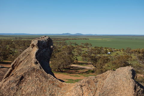 Tcharkuldu Rock Recreation Reserve - Lightning Ridge Tourism 1