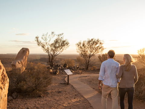 The Living Desert And Sculptures - Lightning Ridge Tourism 1