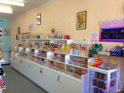 The Pier View Lolly Shop - Lightning Ridge Tourism 0