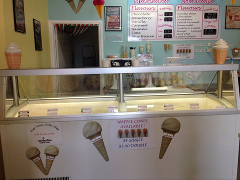 The Pier View Lolly Shop - Lightning Ridge Tourism 2