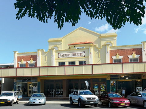 The Saraton Theatre Grafton - Lightning Ridge Tourism 0