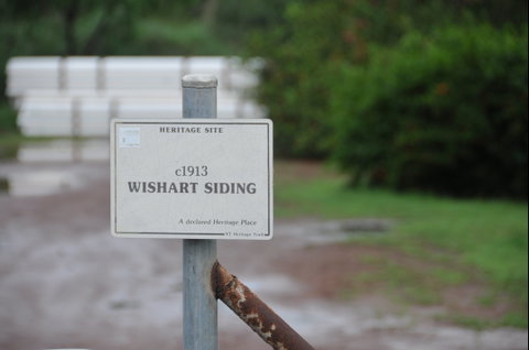 Wishart Siding Fettlers Mess - Lightning Ridge Tourism 1