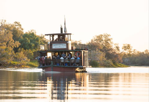 7 Day Outback Giants - Lightning Ridge Tourism 1