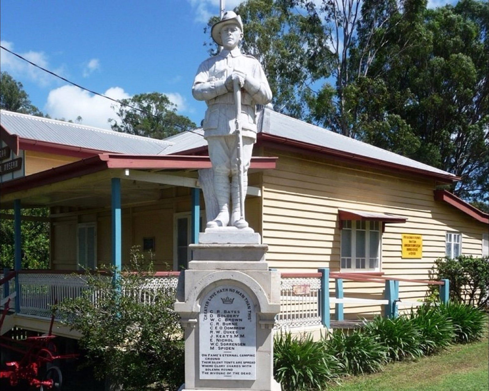  Lightning Ridge Tourism