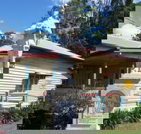 Brooweena War Memorial - Lightning Ridge Tourism