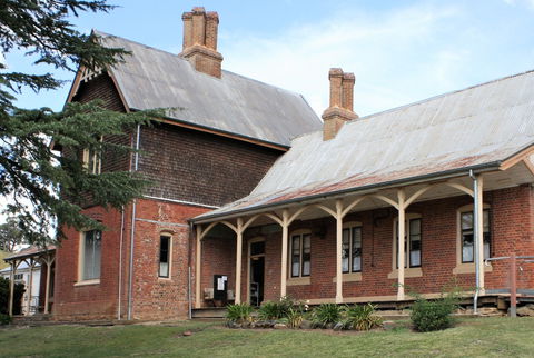 Carcoar Hospital Museum - Lightning Ridge Tourism 0