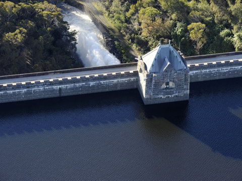 Cataract Dam - Lightning Ridge Tourism 1