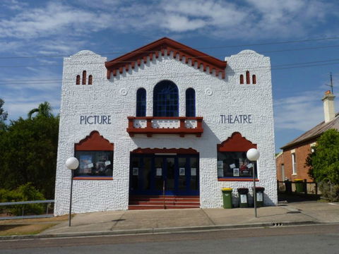 Dungog James Theatre - Lightning Ridge Tourism 0