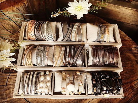 Jewelz N' Things - Lightning Ridge Tourism 2