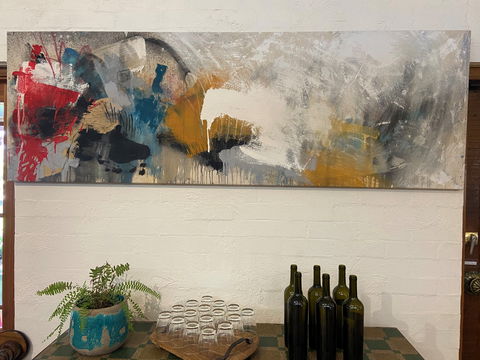 Lindsay Wine Estate Gallery - Lightning Ridge Tourism 0