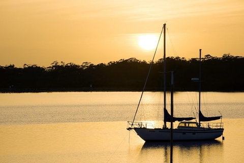 Metung - Lightning Ridge Tourism 1