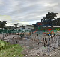 Penneshaw Playground - Lightning Ridge Tourism
