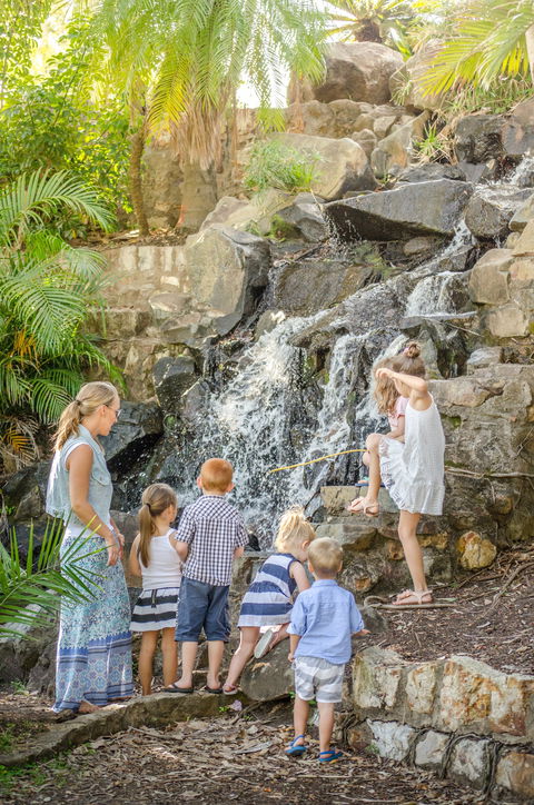 Queens Park Waterfall - Lightning Ridge Tourism 0