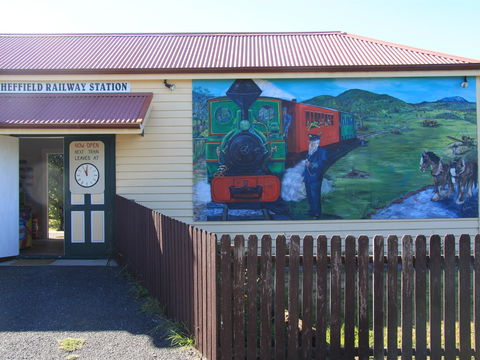 Redwater Creek Railway - Lightning Ridge Tourism 0