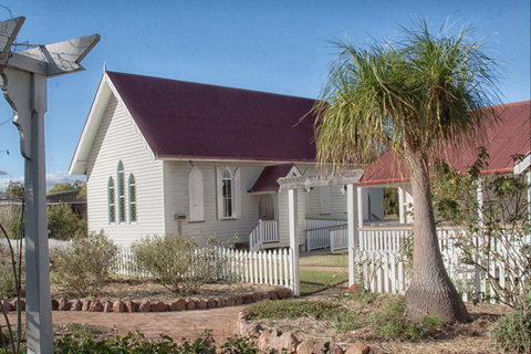 Ringsfield House, Nanango - Lightning Ridge Tourism 2