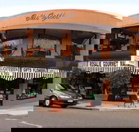 Rosalie Village - Lightning Ridge Tourism