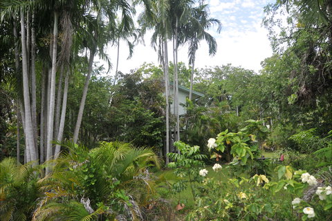 Rum Jungle Mine Manager's House - Lightning Ridge Tourism 2