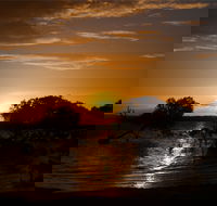 Southend Curtis Island - Lightning Ridge Tourism