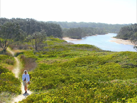 Station Creek - Lightning Ridge Tourism 0