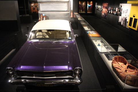 The Slim Dusty Centre - Lightning Ridge Tourism 1