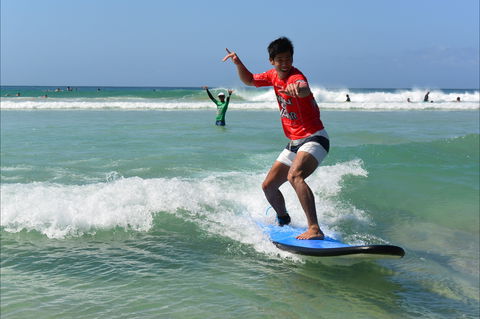 Walkin' On Water Surf School - Lightning Ridge Tourism 2