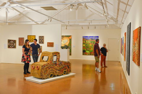 Araluen Arts Centre - Lightning Ridge Tourism 1