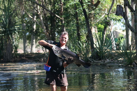 Barra Feeding - Lightning Ridge Tourism 0