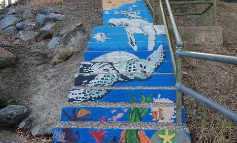 Boyne Tannum Turtleway Artscape - Lightning Ridge Tourism 1